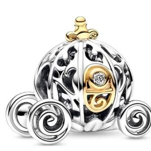 Cinderella carriage Pandora necklace